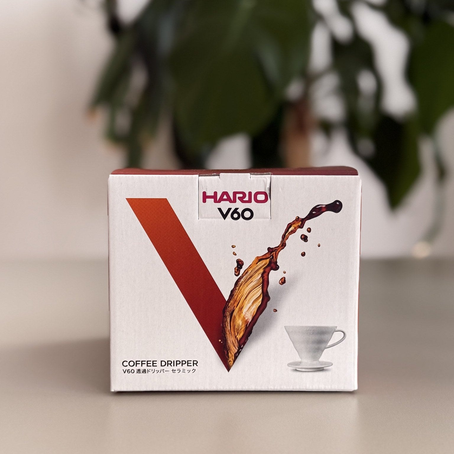 Hario V60-02 ceramic dripper packaging